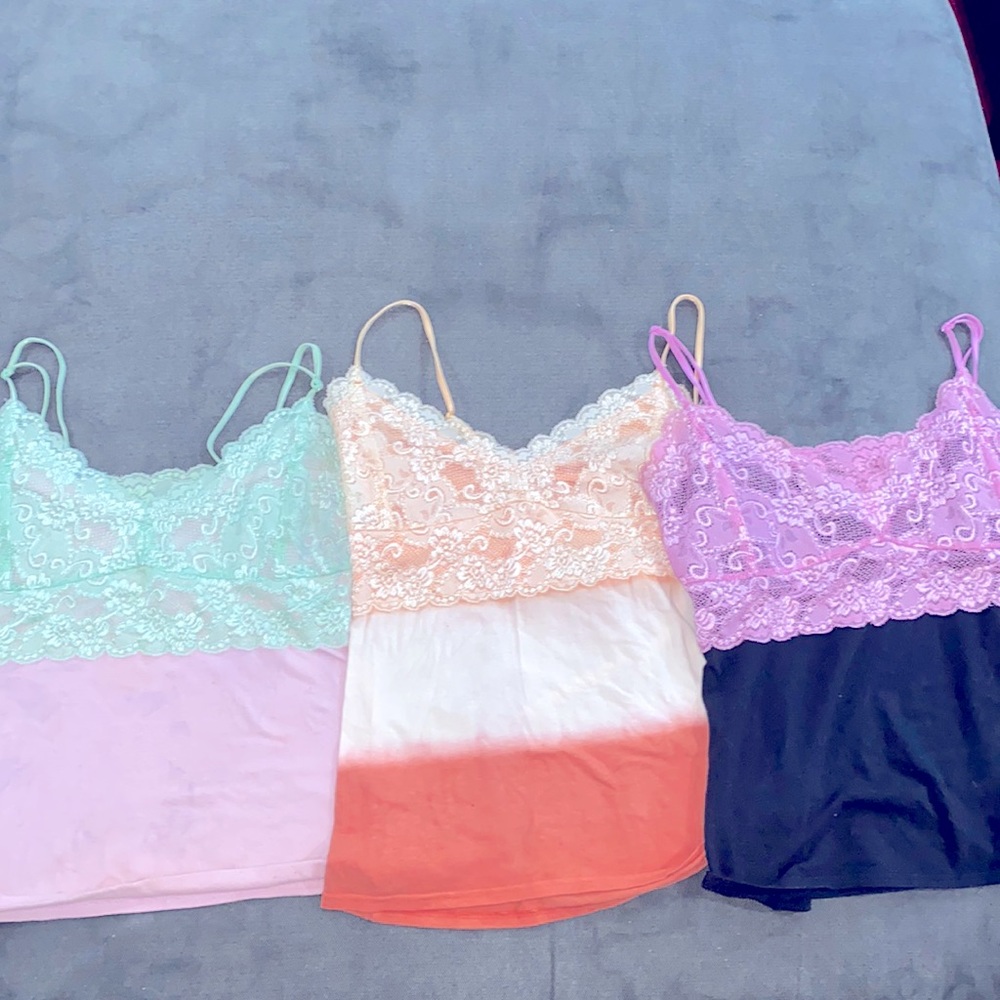 Lot of Moda International from Victoria's Secret, camisoles. Size M